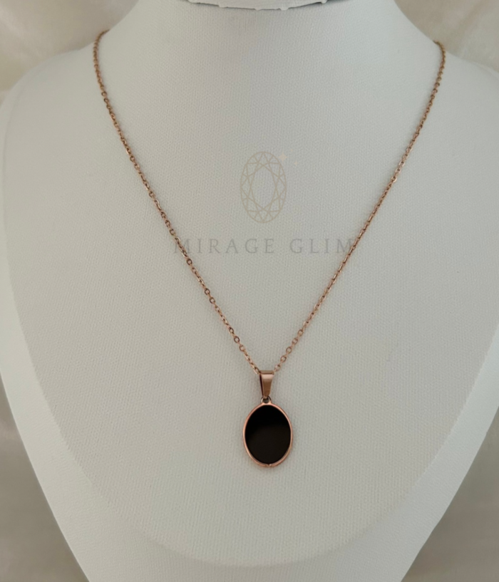 mirage glim.zip – 3 Oval necklace - Image 1