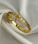 Zz Nail It Cuff
