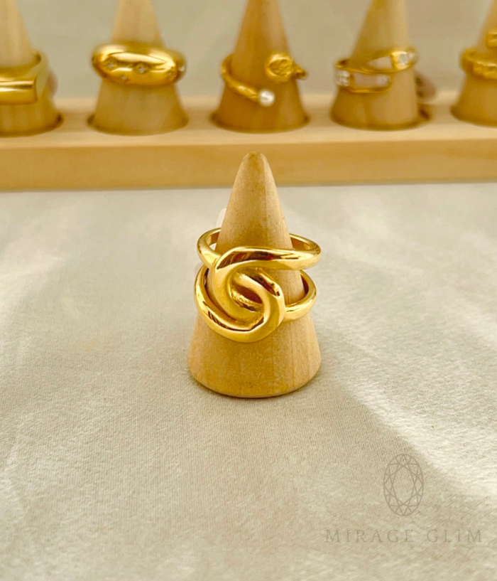 Intertwined Gold Band - Image 2