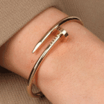 Nail cuff Gold