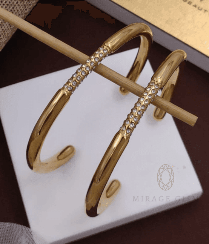 Zz Adjustable bangle:Golden Curves - Image 3