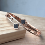 Zz Clover bangle