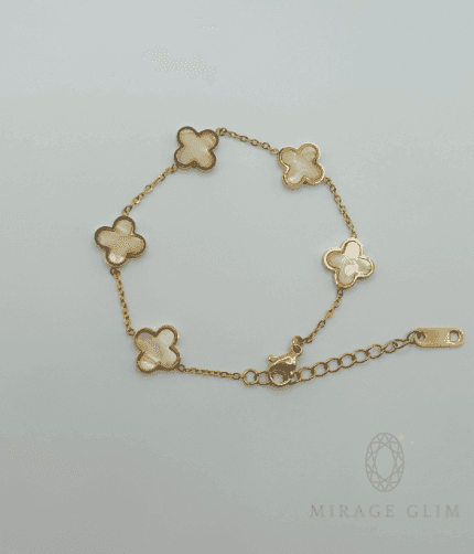 Zz White clover bracelet
