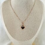 Delicate black square