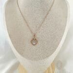 Zz Delicate white heart