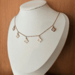 Clover charms necklace