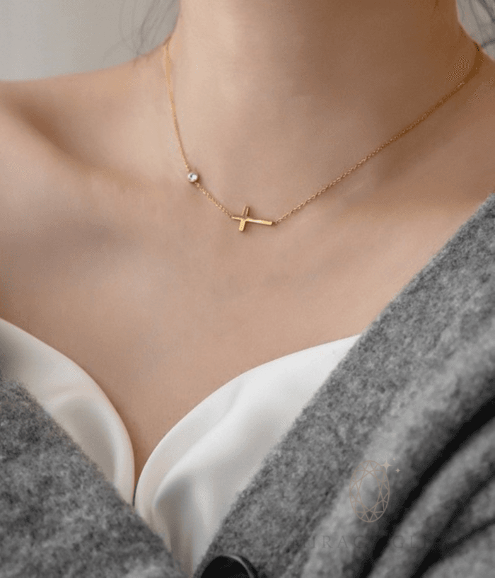 Cross & Sparkle - Image 2