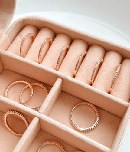 Zz Ring with stones