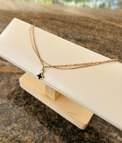 Clover layered bracelet