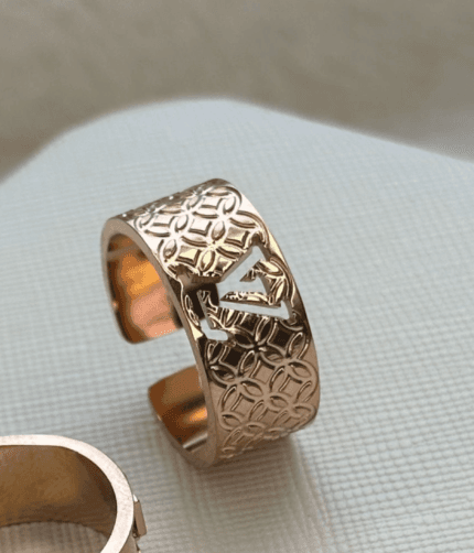 LV adjustable ring