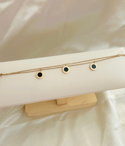 Round layered bracelet