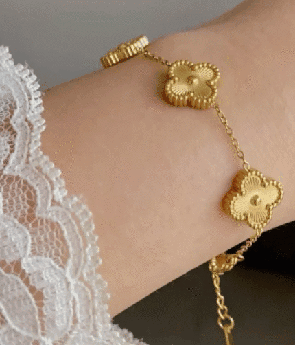 Clover bracelet Gold