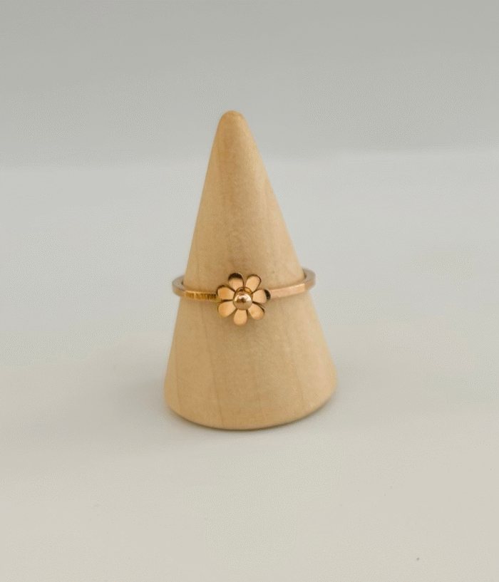 Flower ring - Image 2