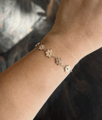 Flower bracelet