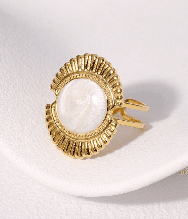 untitled-design-3-17 Cleo-White - Image 1