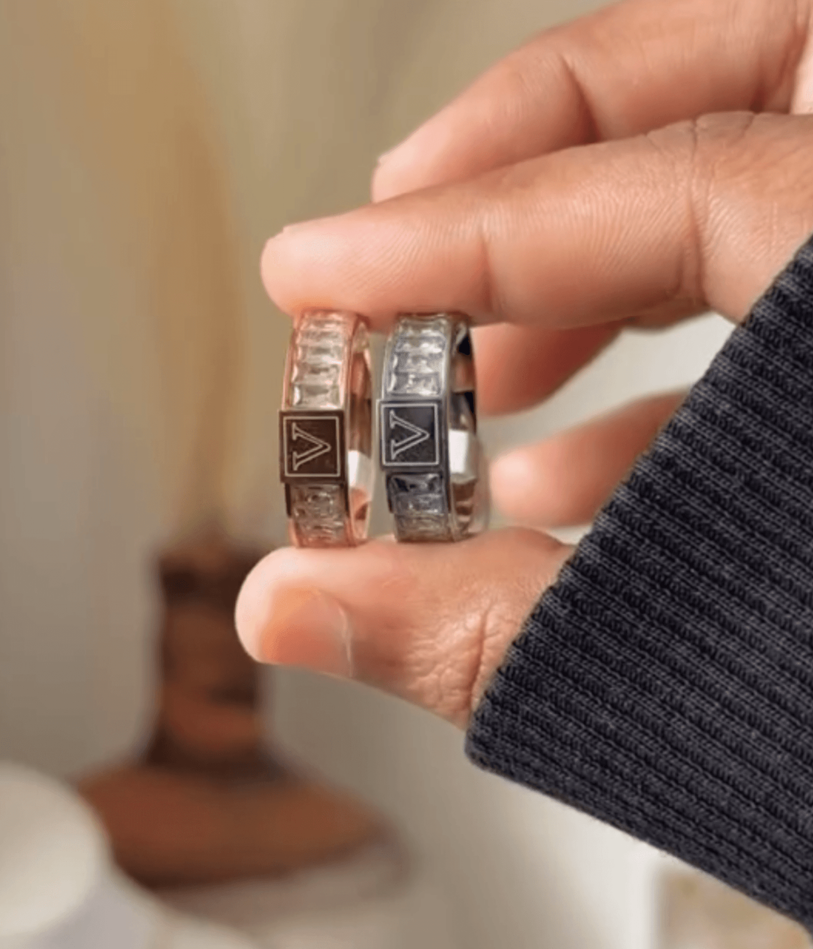 untitled-design-zip-4-35 V ring Rose gold - Image 1