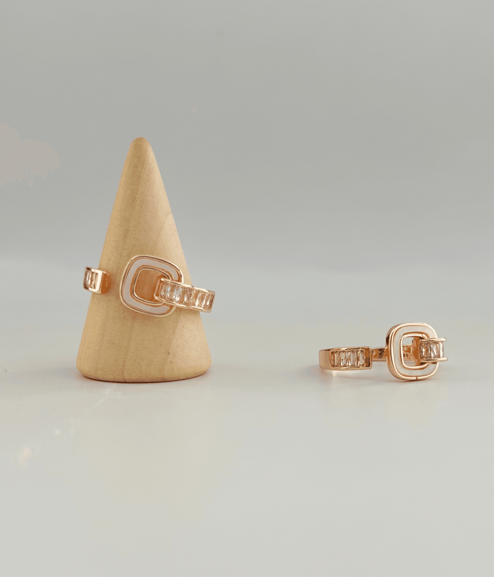 untitled-design-zip-6-26 Lunet Ajustable ring - Image 1